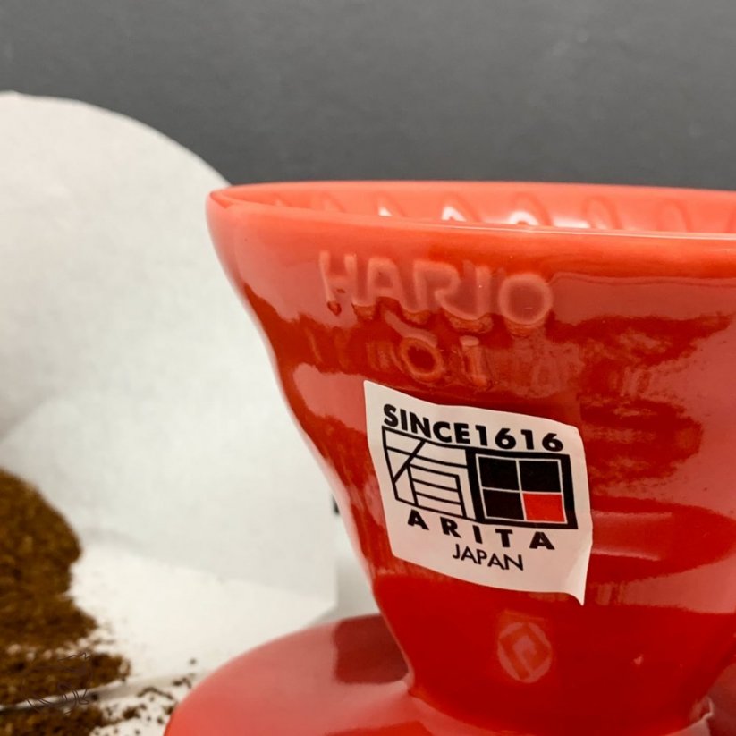 Hario V60-01 keramický, červený