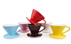 Tiamo | Dripper na kávu V01, Keramika, více barev