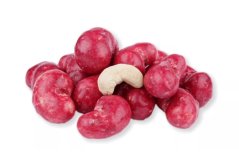 Kešu malinové v bílé čokoládě, min. 100g